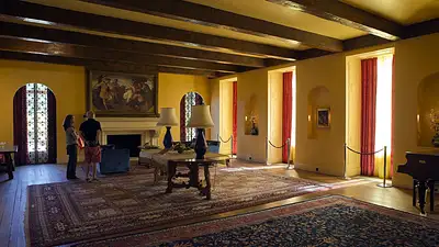 Mieszkanie w stylu art deco – poradnik aranżacji wnętrz
